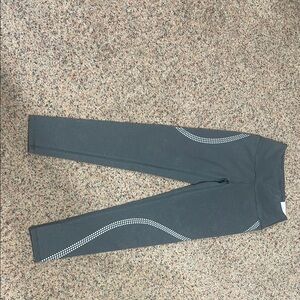 Aerie Gray Leggings with White Highlights